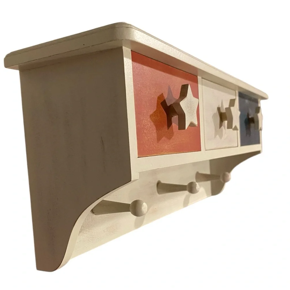 Shelf, three drawers, hooks